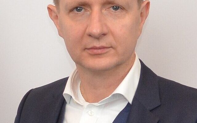 Dr Artur Bartoszewicz - kandydat na urząd Prezydenta RP wyborach w 2025 roku. Program Dr. Artura Bartoszewicza